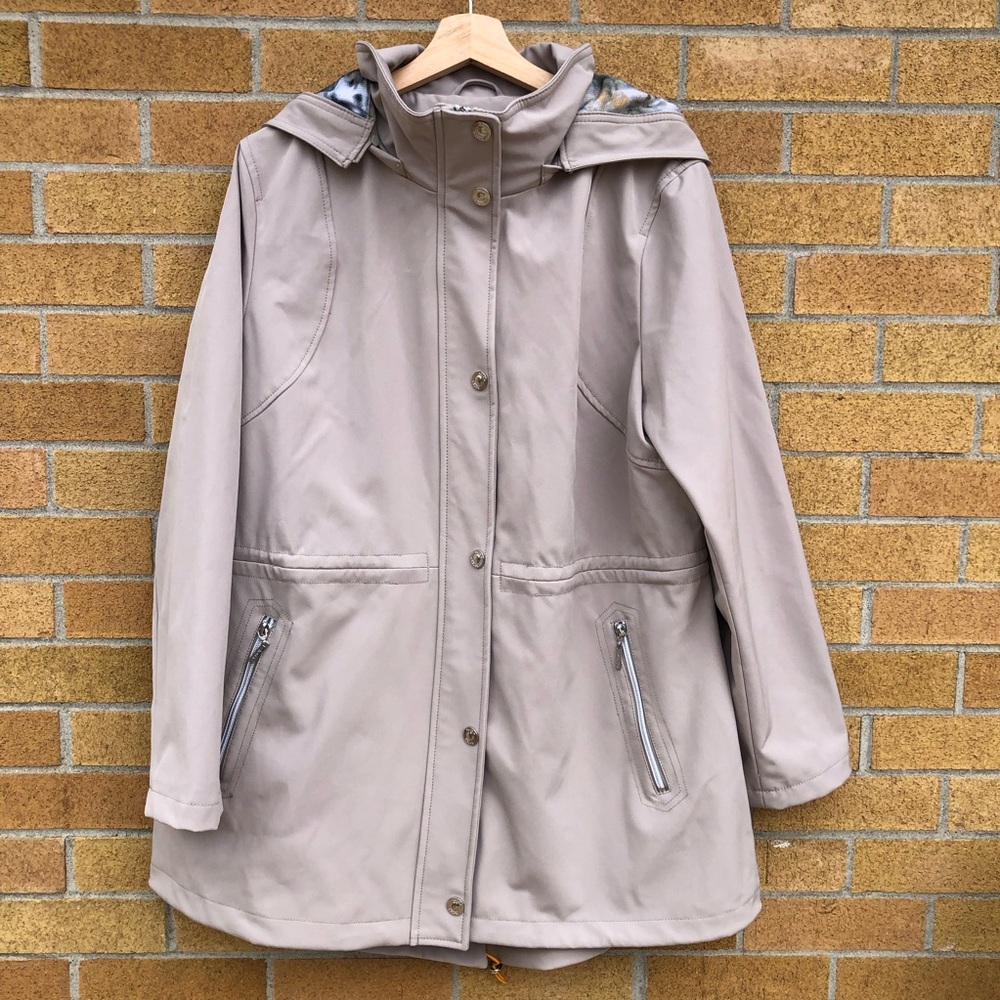 Kenzie taupe Anorak jacket Fall hooded raincoat Beige women’s ladies L XL XXL